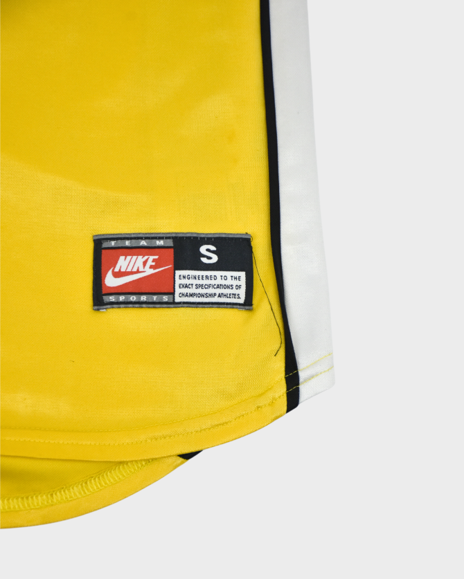 1998-00 Borussia Dortmund Home Shirt (S) - Image 4