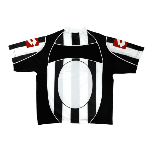 2002-03 Juventus Home Shirt (L) - Image 2