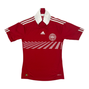 2010-2011 Denmark Home Jersey (S)